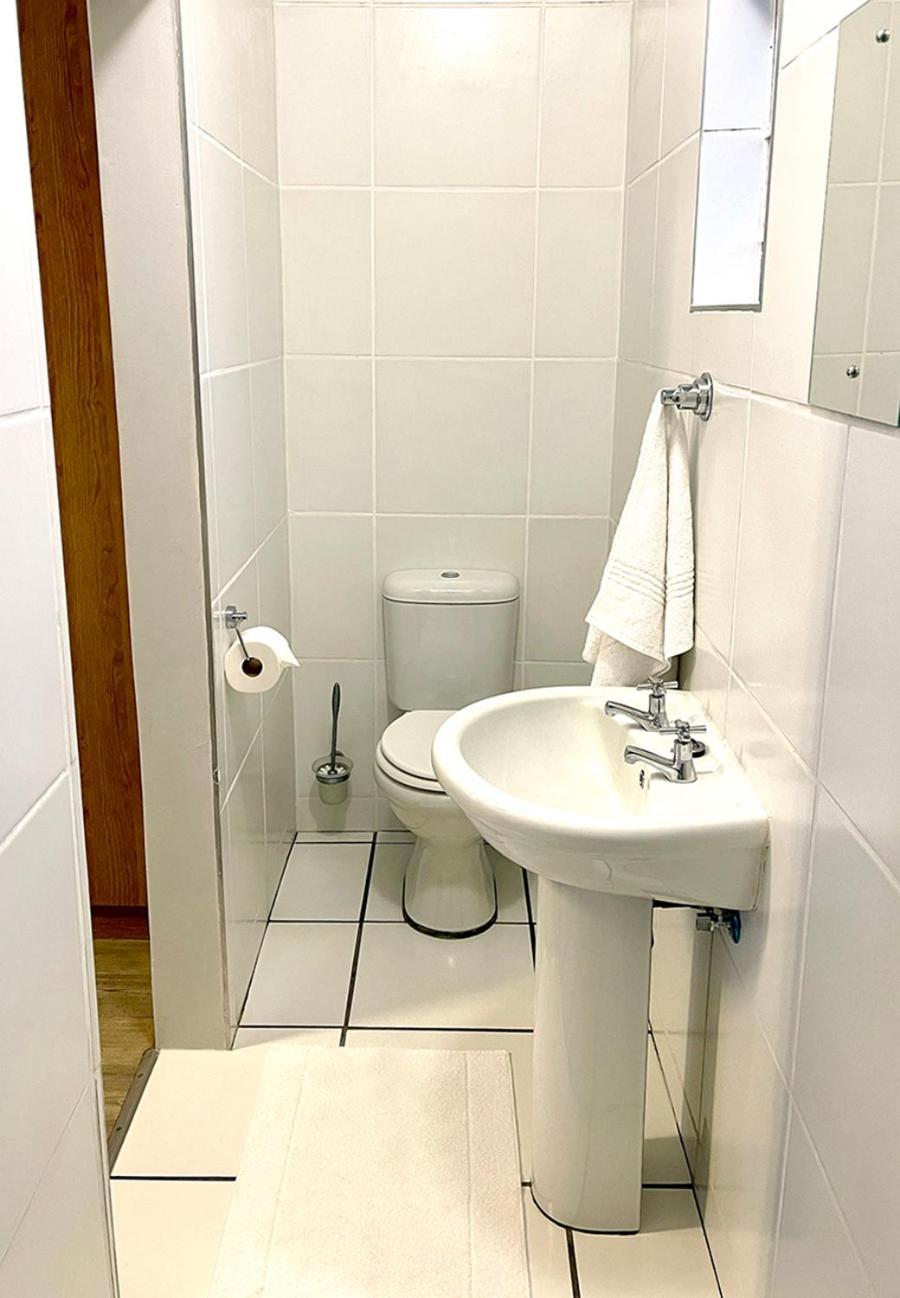 Village Lodge Harrismith Extérieur photo